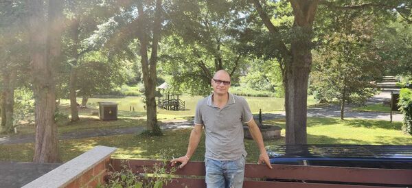  ,   Artur, 54 ,   ,   , c 