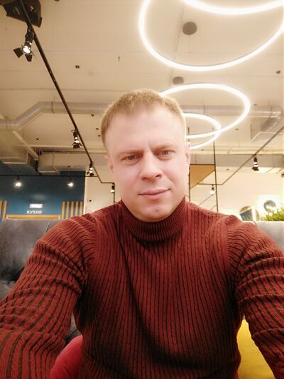  ,   Maxim, 42 ,   ,   , c , 