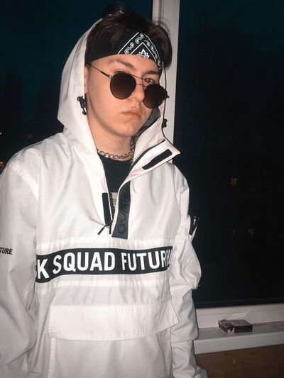  ,   , 24 ,   ,   