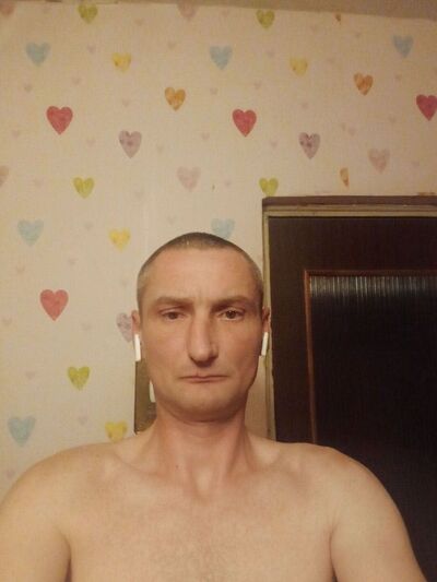  ,   Leonid, 44 ,   ,   , c , 
