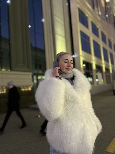  ,   Ekaterina, 23 ,   