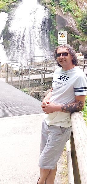  ,   Juliyano, 47 ,   ,   , c 