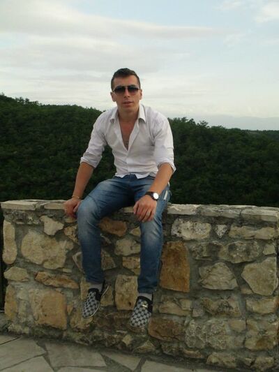  ,   Maks, 39 ,     , c 