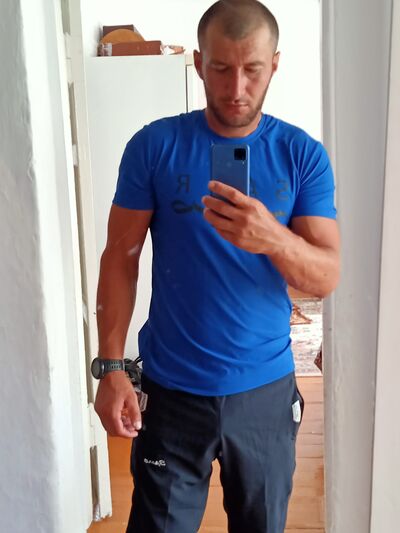  -,   Khadis, 31 ,   ,   