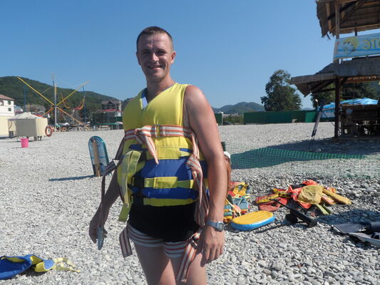  ,   Sergei, 45 ,   ,   , c 