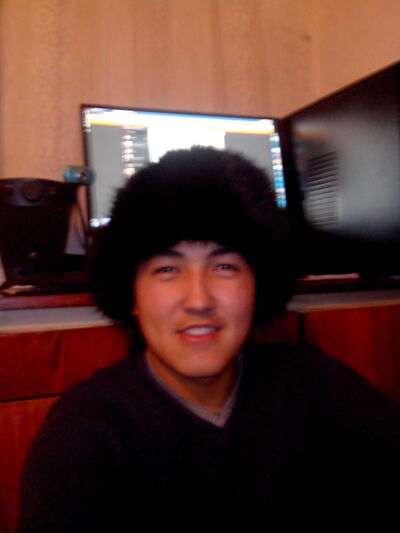  ,   Doolotbek, 28 ,   ,   , c 