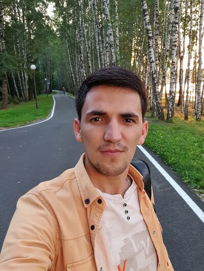  ,   Mik, 28 ,   ,   