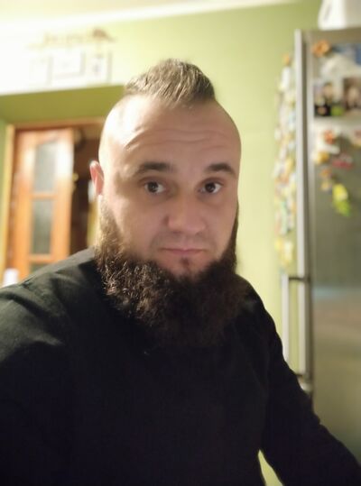  ,   Ruslan, 43 ,   ,   