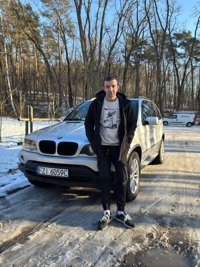  ,   Vladyslav, 24 ,   ,   