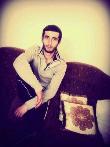  ,   Maksim, 32 ,   