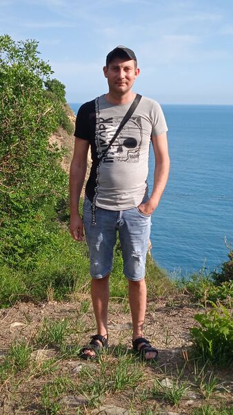  ,   Pavel, 37 ,   ,   