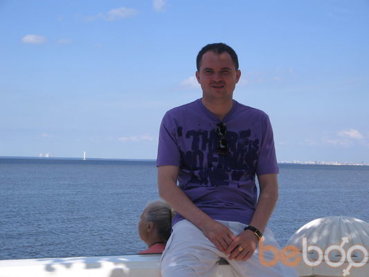 3880512  Max, 44 ,    -