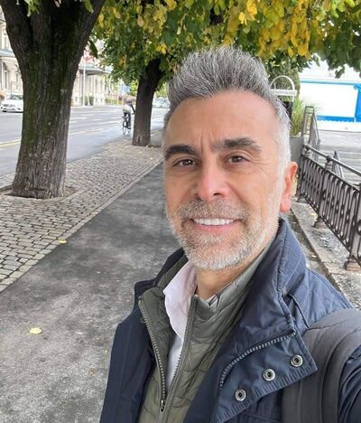 ,   Steve James, 61 ,   ,   