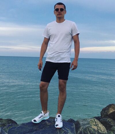  ,   Ruslan, 24 ,   c 
