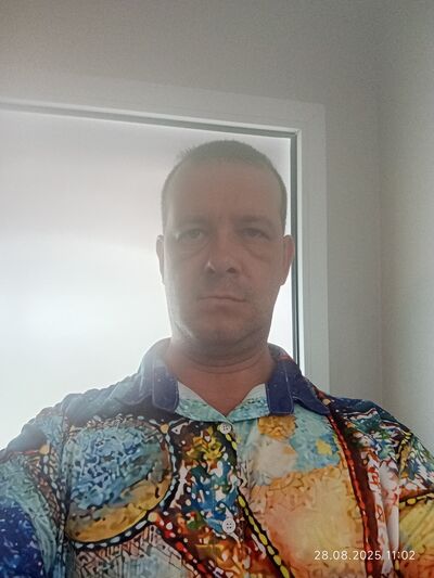  ,   Max, 41 ,   