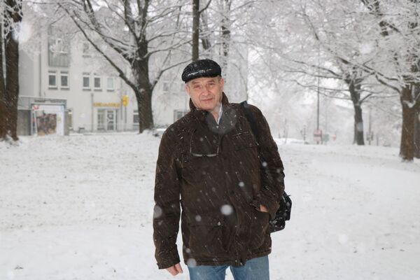  Straubing,   , 63 ,     , c 