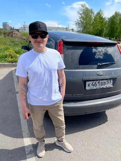   ,   Andrey, 33 ,   
