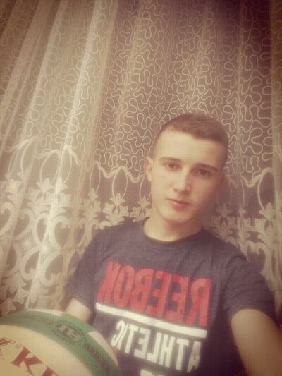  ,   Andriy, 23 ,   ,   , 