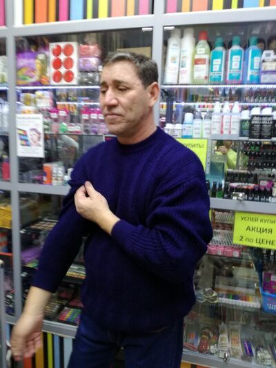  ,   Hekim, 51 ,   
