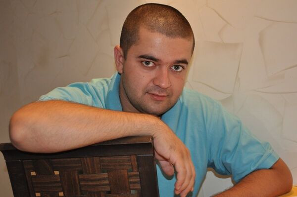  ,   Niko, 38 ,   