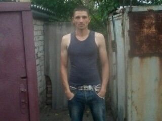  11136612  Alexandr, 41 ,    
