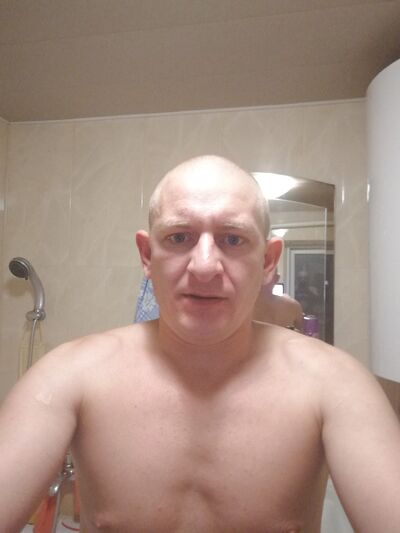  ,   Maksym, 40 ,   ,   , c , 