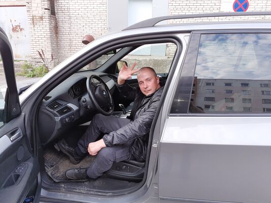  ,   Bris, 42 ,   ,   