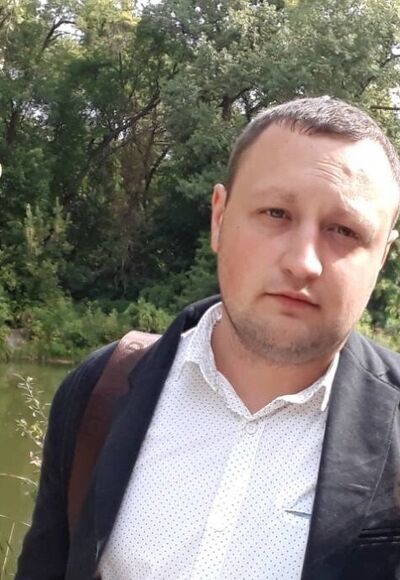  ,   Maks, 32 ,  
