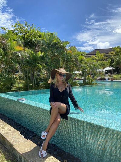 ,   Galia, 37 ,   ,   