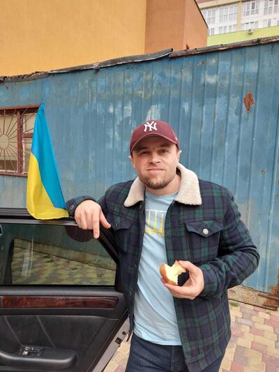  ,   Taras, 38 ,   ,   