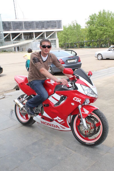  ,   Gio, 40 ,   ,   , c 