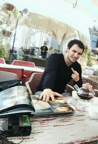  -,   Anar, 32 ,   ,   , c 