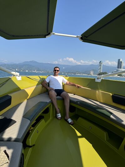  ,   Hovhannes, 33 ,   ,   