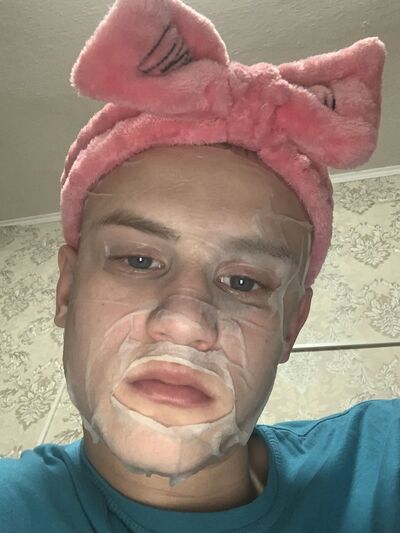  ,   Maksim, 25 ,   ,   