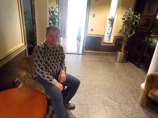  ,   Rik, 36 ,   ,   