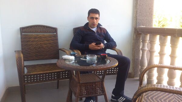  ,   Armen, 39 ,   ,   , c 