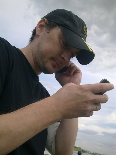  ,   Nik, 48 ,   