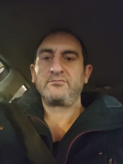  ,   Doktor, 44 ,   ,   