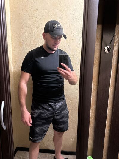  ,   Vlad, 35 ,   ,   , c , 