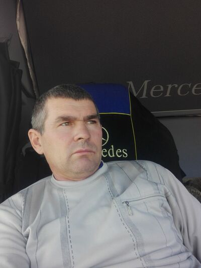  --,   , 52 ,   