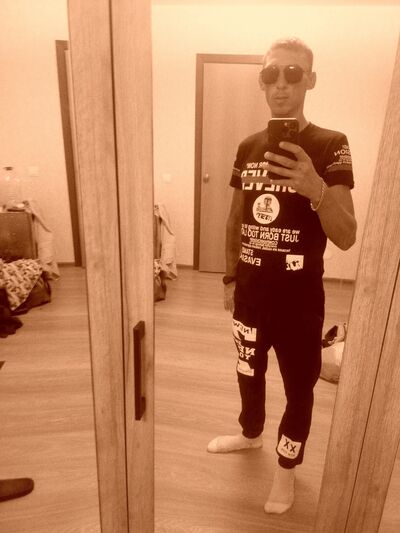   ,   Tim, 38 ,   ,   