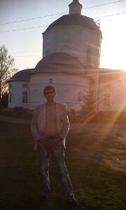 4727702  Artak, 49 ,    