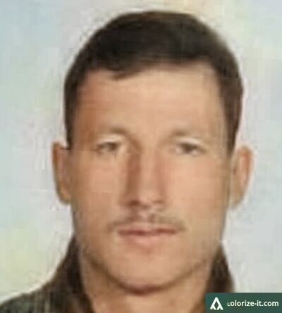  ,   Pavel, 40 ,  
