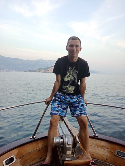  ,   Ivan, 33 ,     , c 