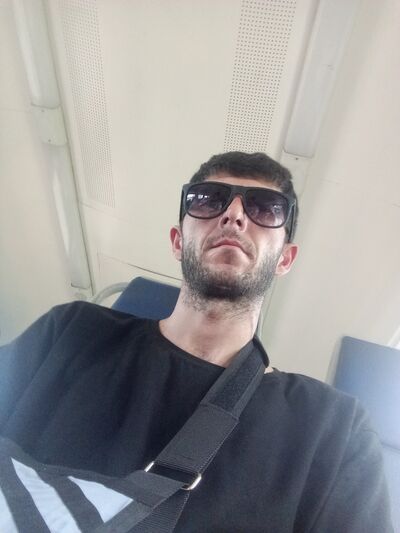  ,   , 33 ,   c 