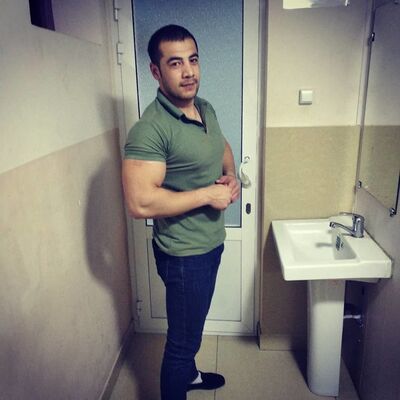  ,   Javoxir, 32 ,     