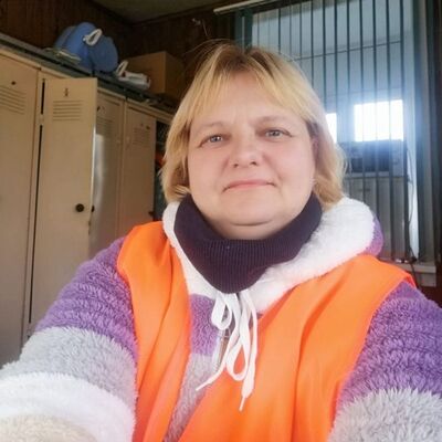  ,   Valentina, 47 ,   c 