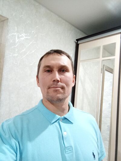  ,   Oleg, 39 ,   c 