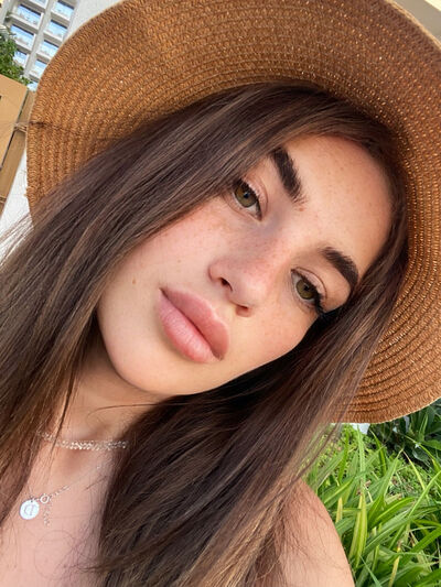  ,   Dina, 26 ,   ,   