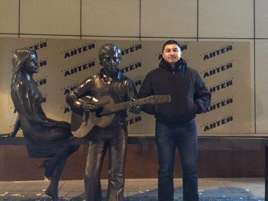  ,   Ruslan, 48 ,   ,   , c 